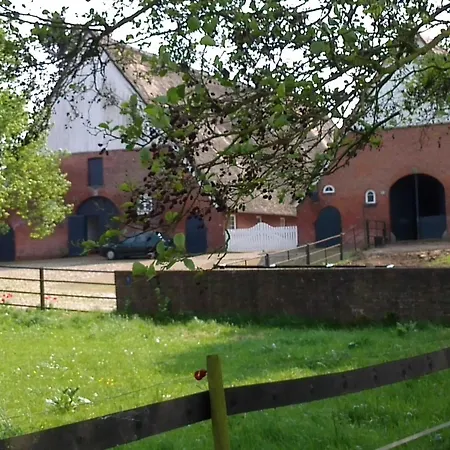 Ferienwohnung Unterm Reetdach Bauernhof *
