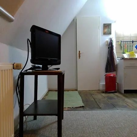 Ferienwohnung Unterm Reetdach * Melau